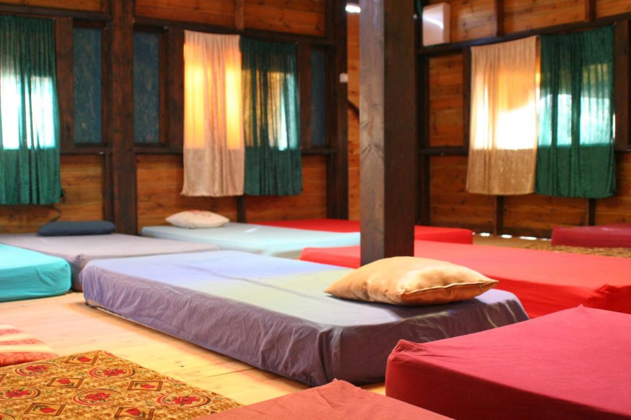 Shkedi'S Camplodge Neot HaKikar Exterior foto